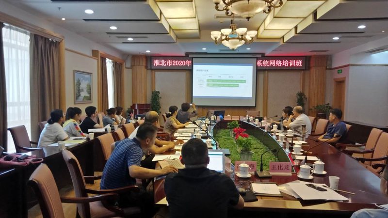 小标题：课程设计工具的重要性